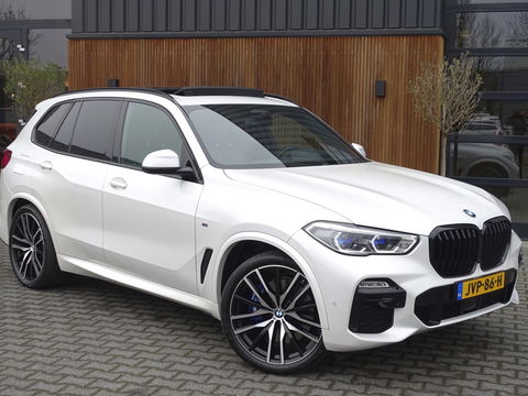 BMW X5 45e 394PK X-drive / M-sport / 22" / Harman Kardon / Laser