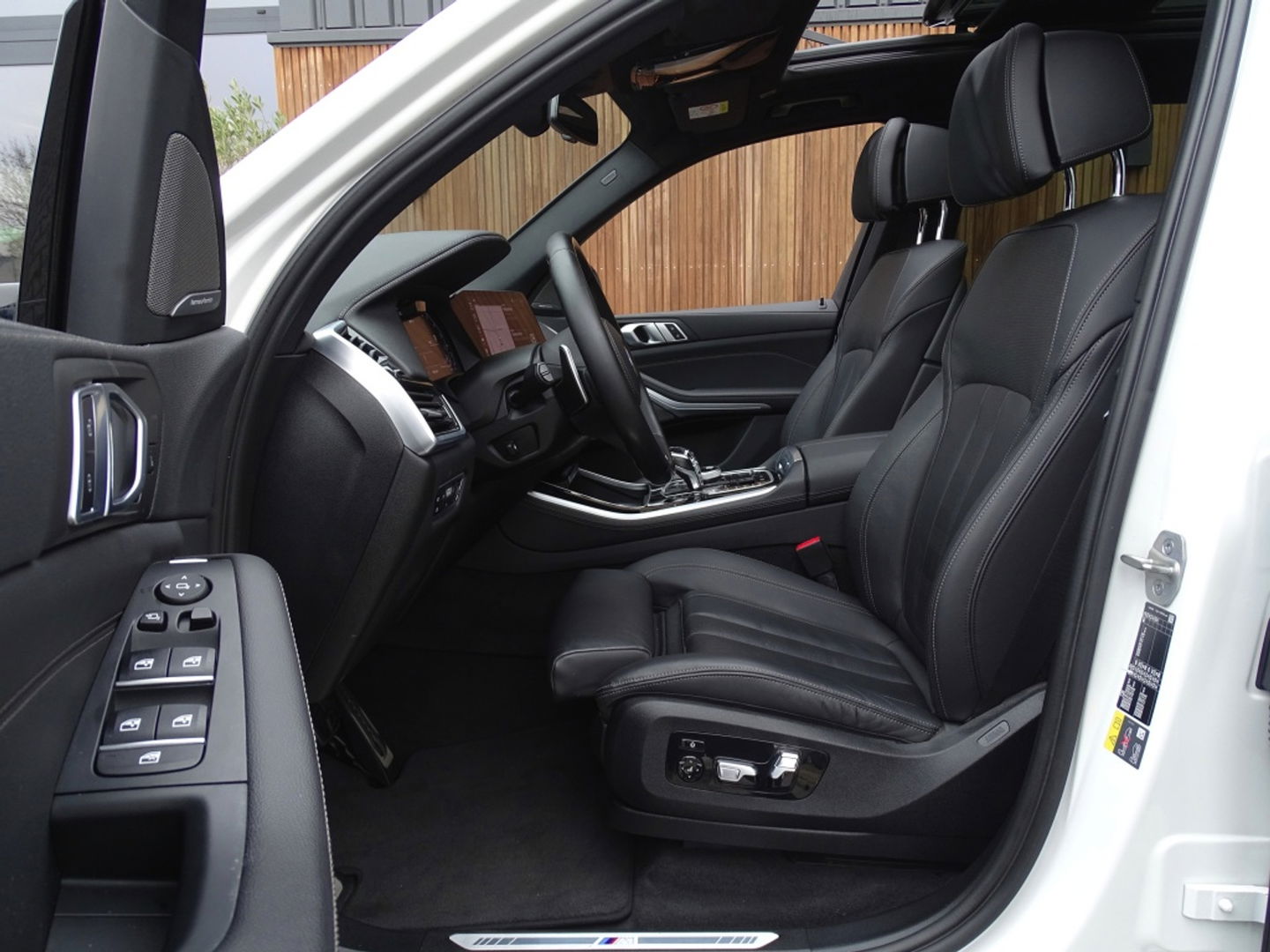 BMW X5 45e 394PK X-drive / M-sport / 22" / Harman Kardon / Laser