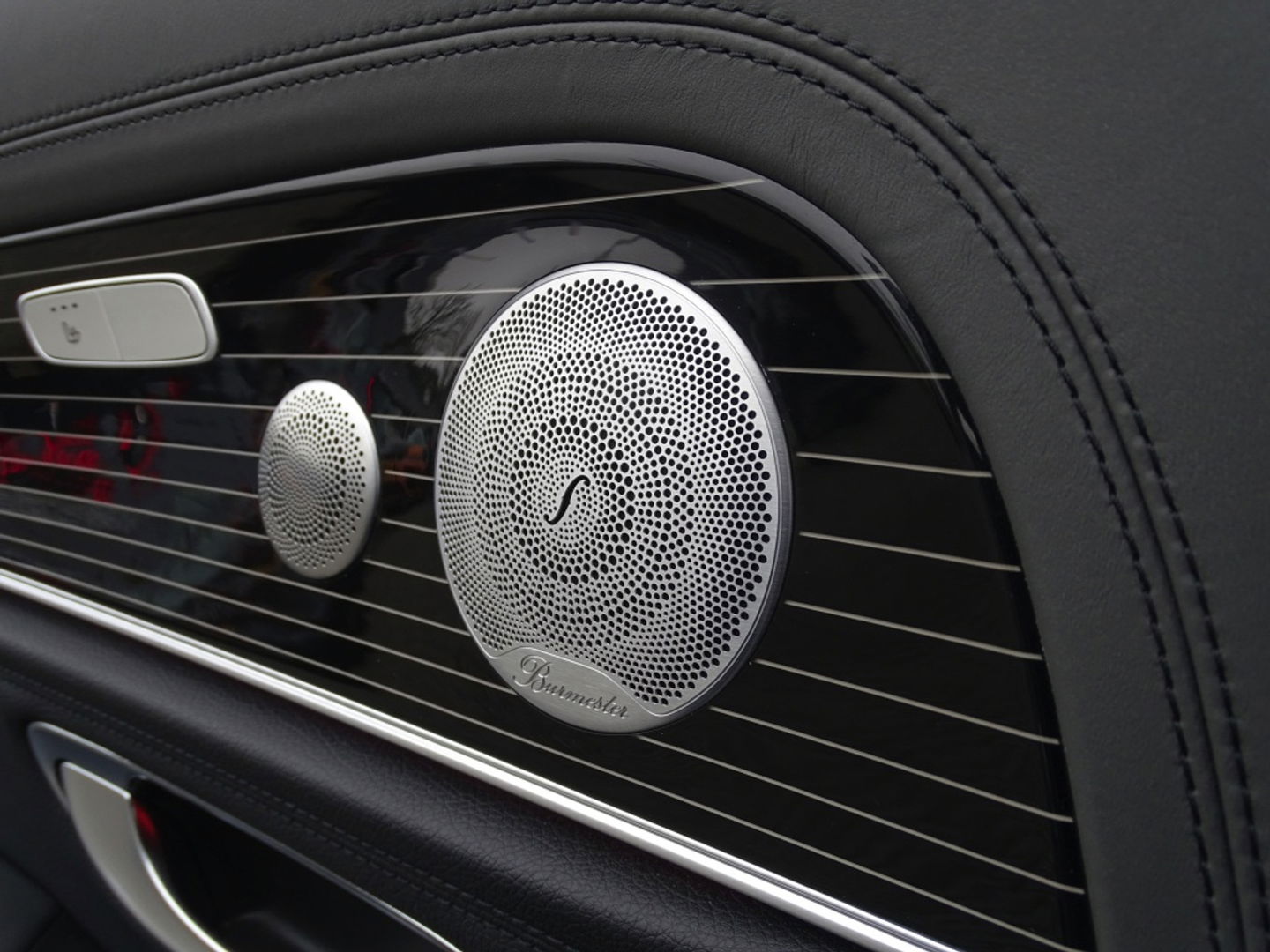 Mercedes-Benz E-Klasse Estate 400 334PK V6T 4Matic / Designo / alcantara / Burmester / 360°