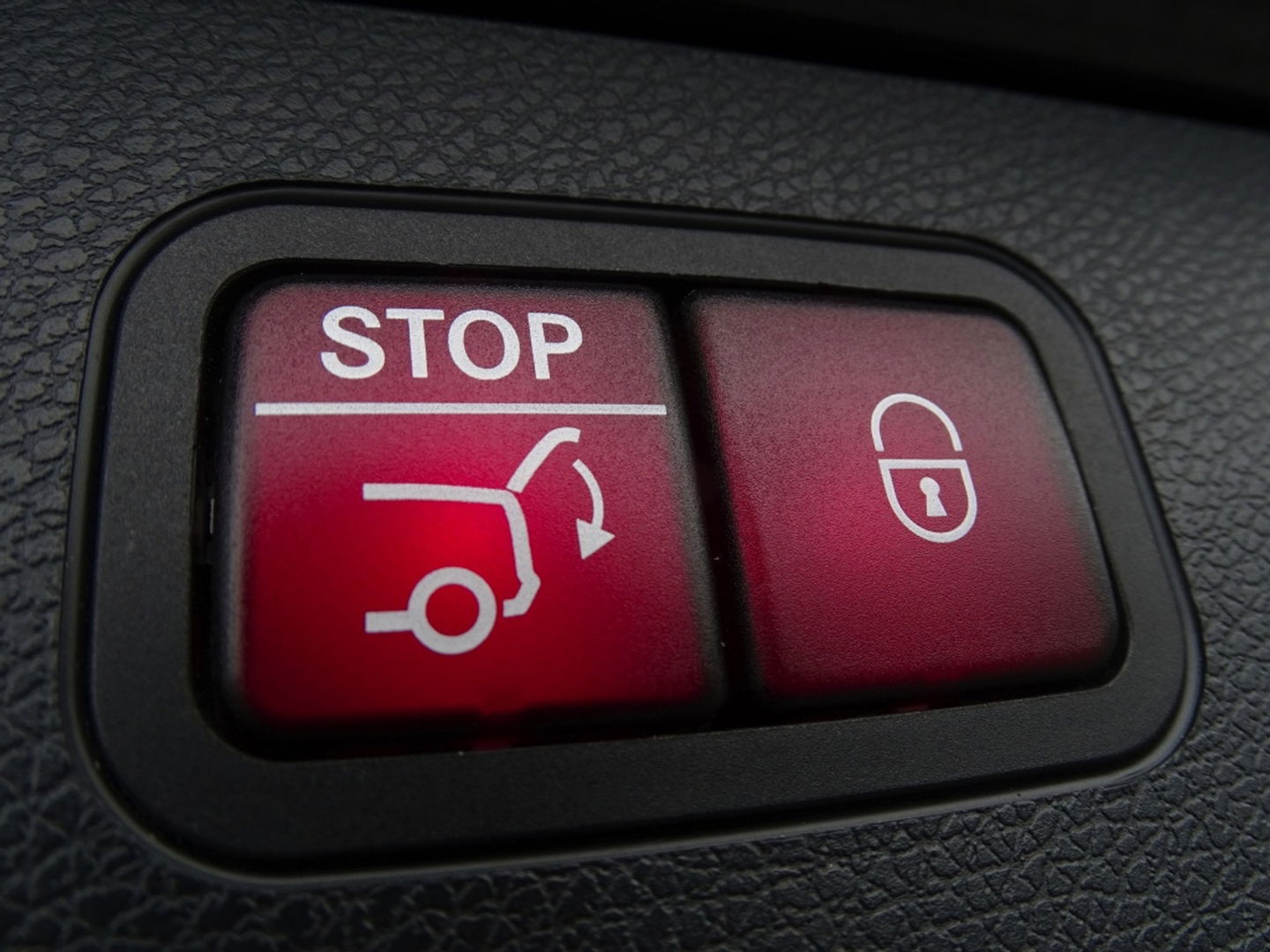 Mercedes-Benz E-Klasse Estate 400 334PK V6T 4Matic / Designo / alcantara / Burmester / 360°