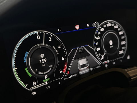 Volkswagen Touareg R 3.0 V6 462PK eHybrid 4Motion / R-Line / IQ-Light