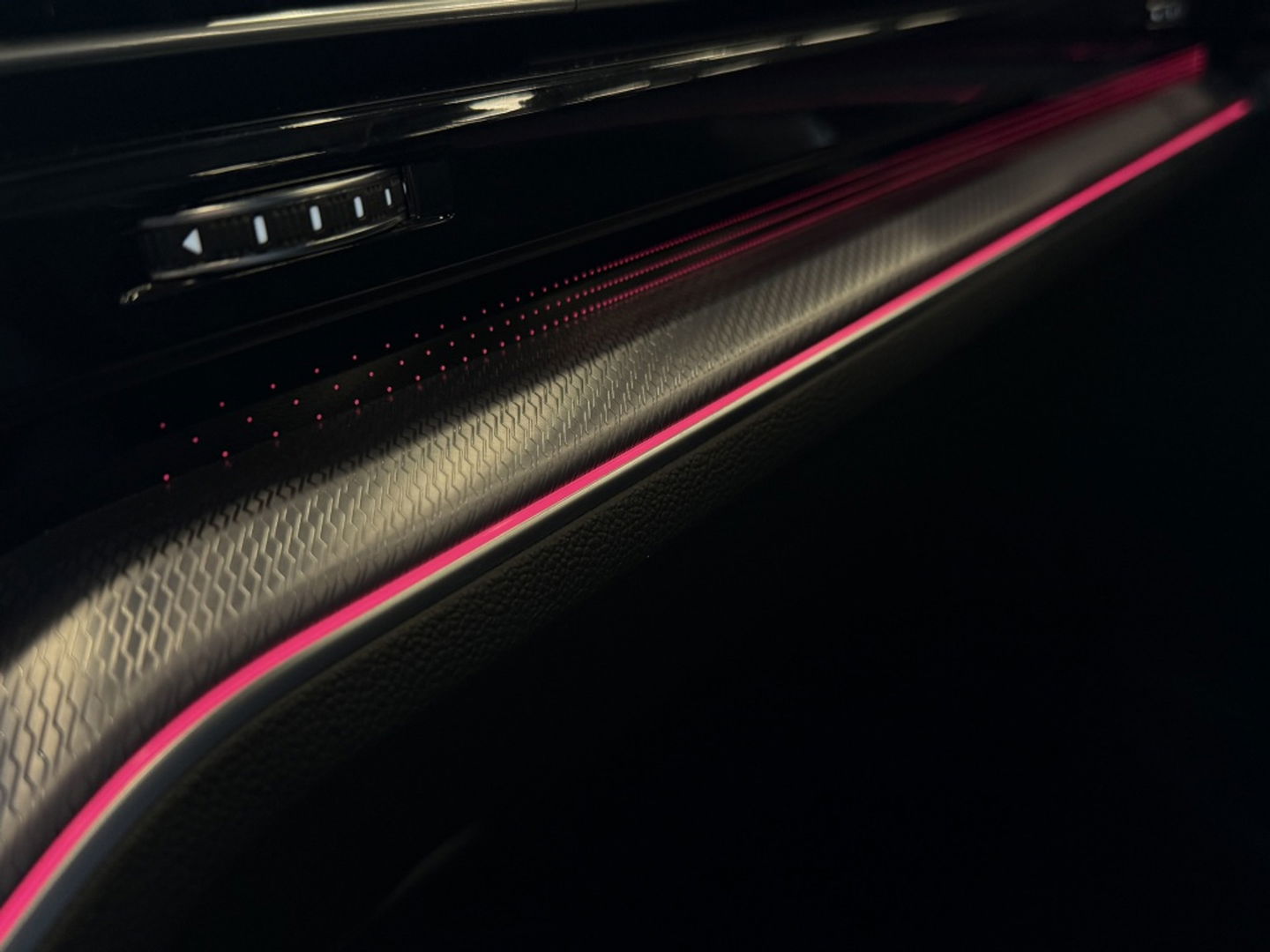 Volkswagen Touareg R 3.0 V6 462PK eHybrid 4Motion / R-Line / IQ-Light