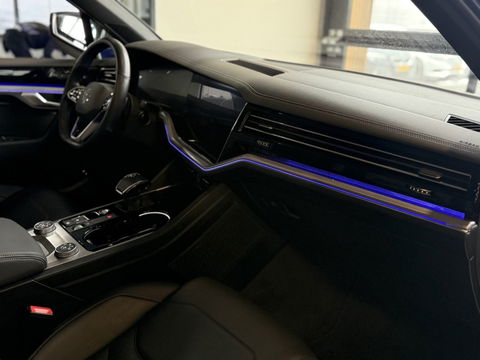 Volkswagen Touareg R 3.0 V6 462PK eHybrid 4Motion / R-Line / IQ-Light