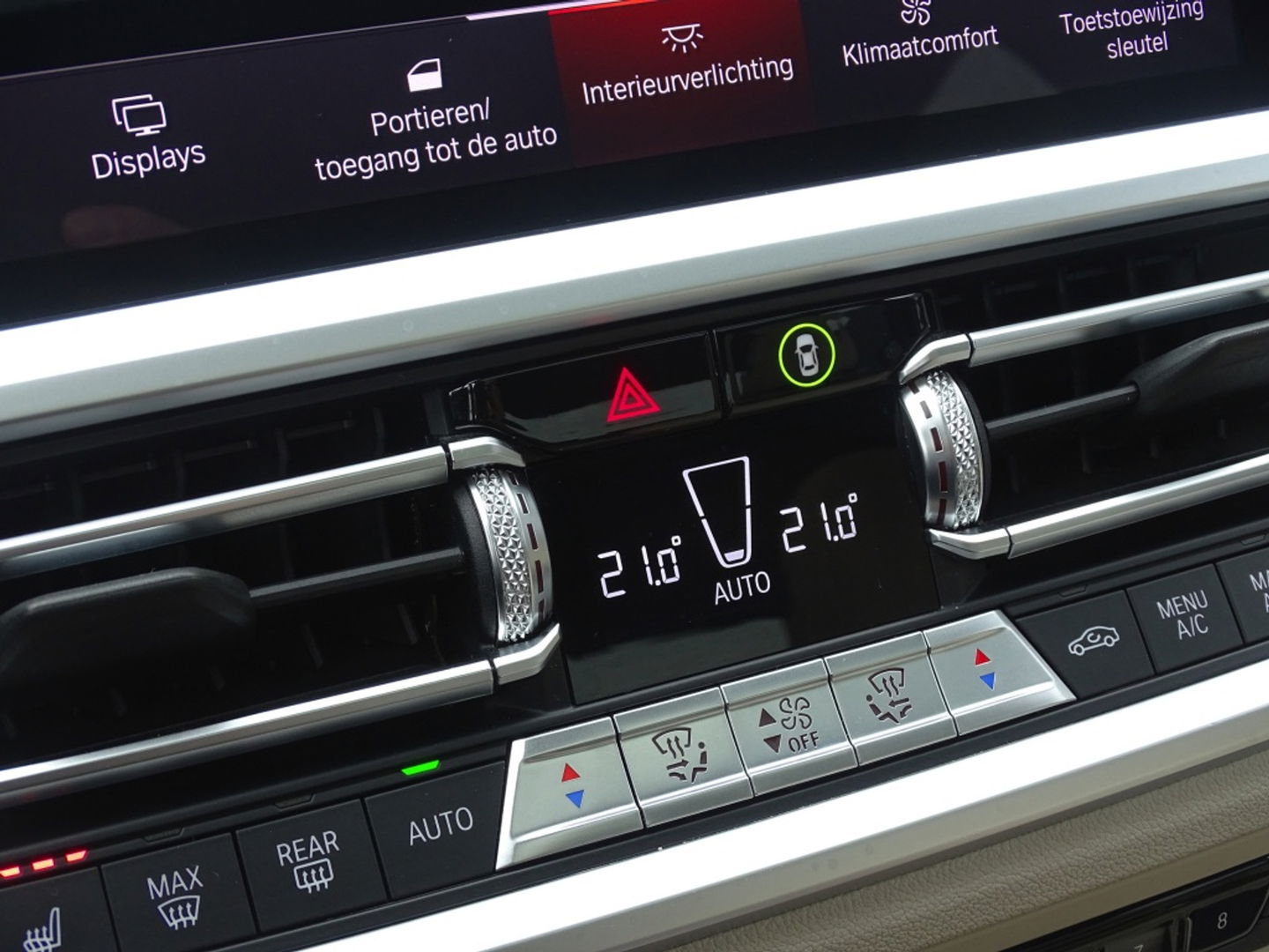 BMW 3-serie 330e 292PK M-Sport / laser / ACC / trekhaak / head-up