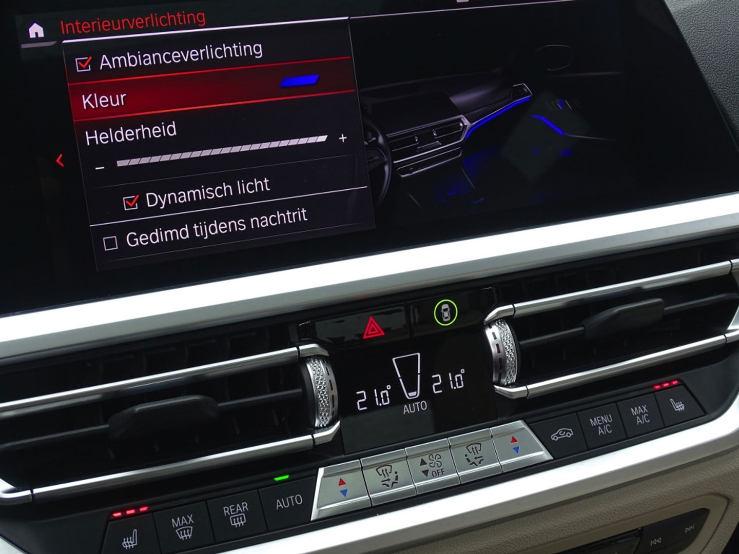 BMW 3-serie 330e 292PK M-Sport / laser / ACC / trekhaak / head-up