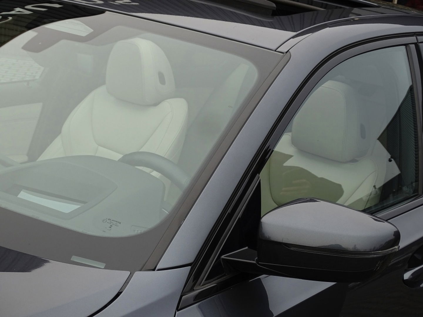 BMW 3-serie 330e 292PK M-Sport / laser / ACC / trekhaak / head-up