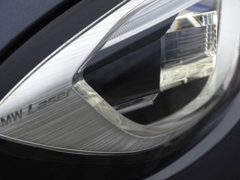 BMW 3-serie 330e 292PK M-Sport / laser / ACC / trekhaak / head-up