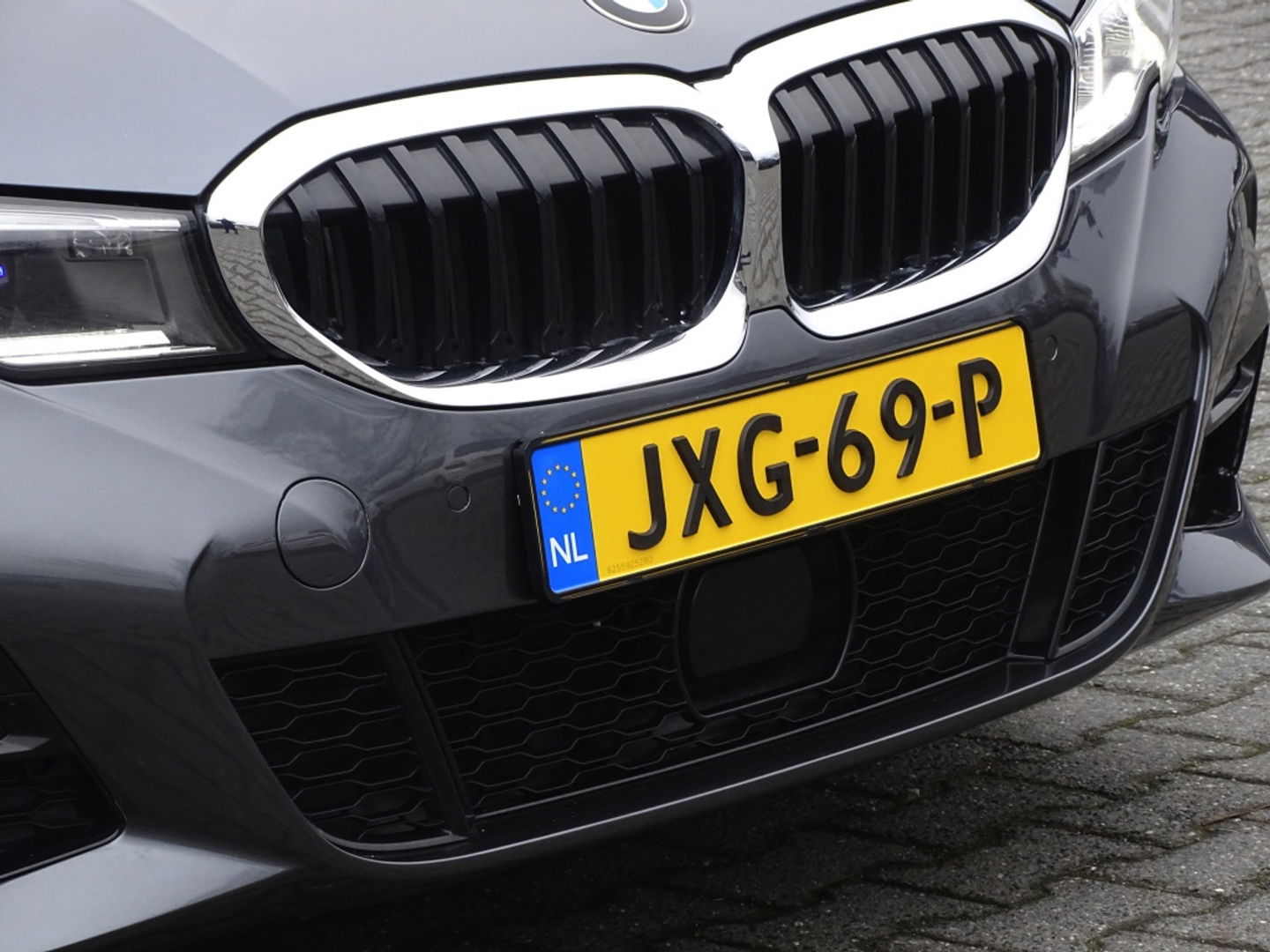 BMW 3-serie 330e 292PK M-Sport / laser / ACC / trekhaak / head-up