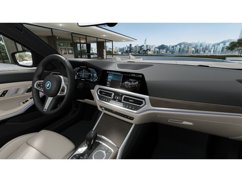 BMW 3-serie 330e 292PK M-Sport / laser / ACC / trekhaak / head-up