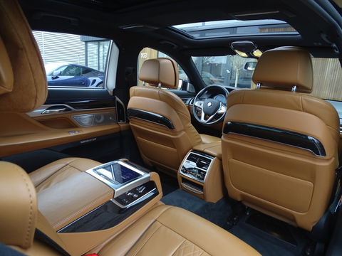 BMW 7 Serie 750Li LANG V8 449PK xDr. High Exec / M-Individual / Bowers & Wil
