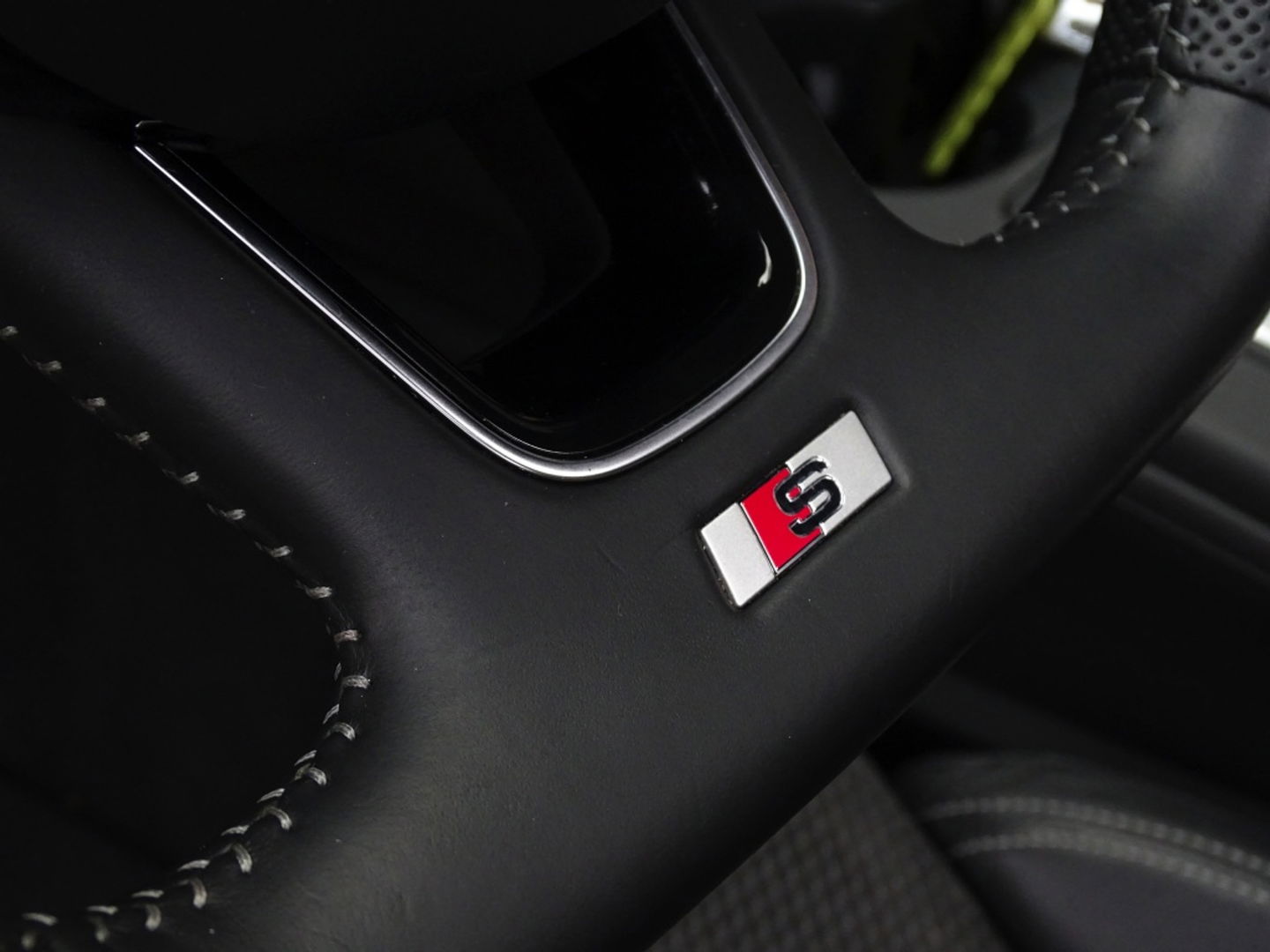 Audi A4 Avant 2.0 TFSI 252 pk Quattro / ProLine / S-Edition / panoramadak / LE