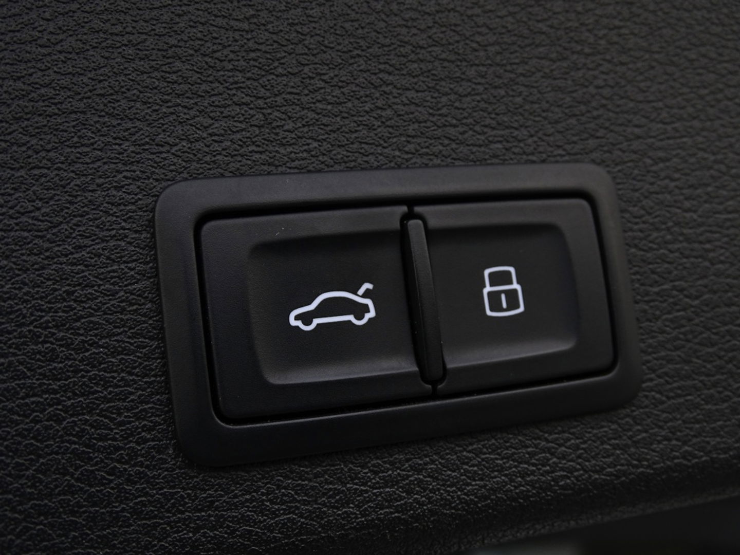 Audi A4 Avant 2.0 TFSI 252 pk Quattro / ProLine / S-Edition / panoramadak / LE