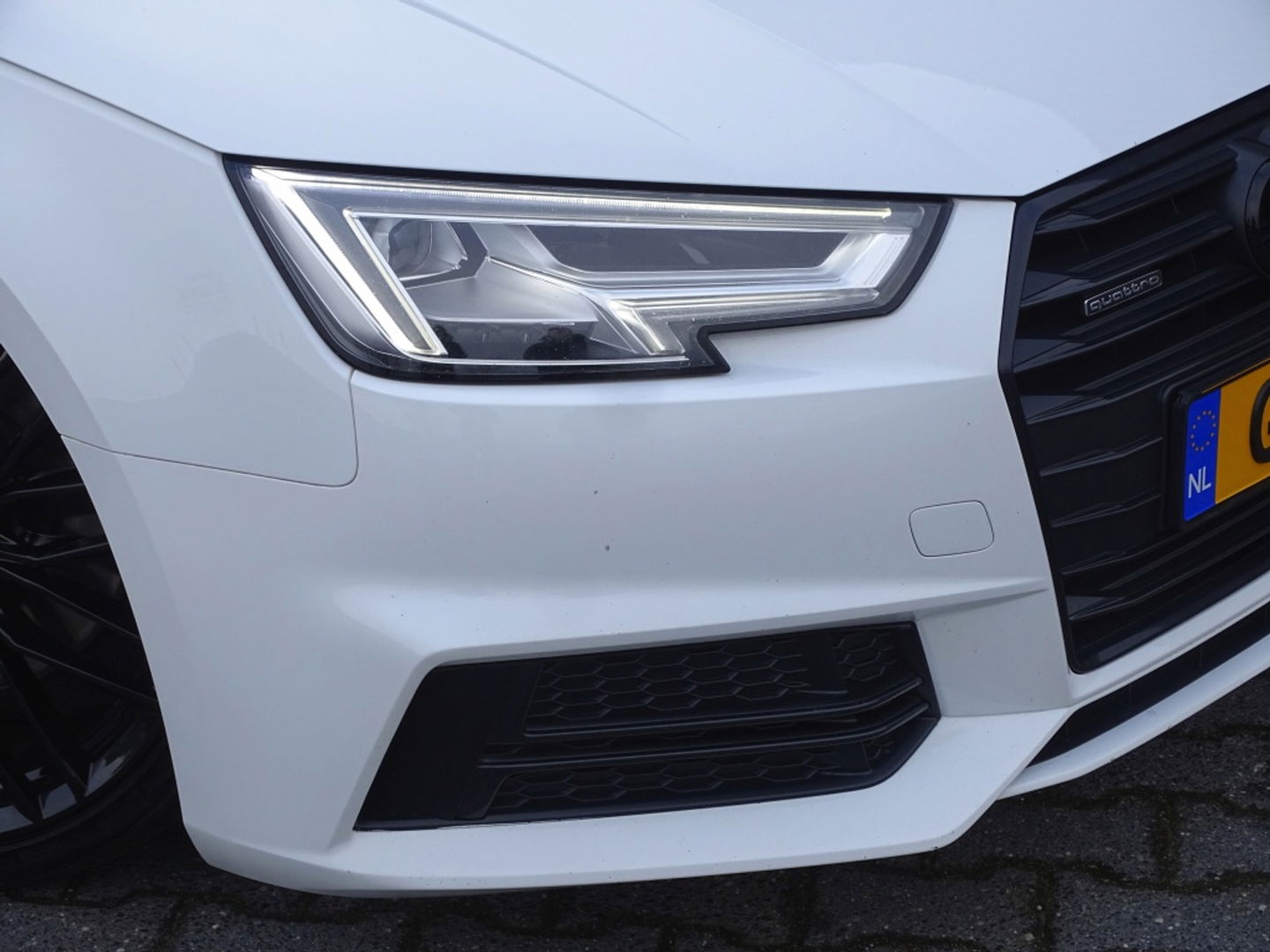 Audi A4 Avant 2.0 TFSI 252 pk Quattro / ProLine / S-Edition / panoramadak / LE