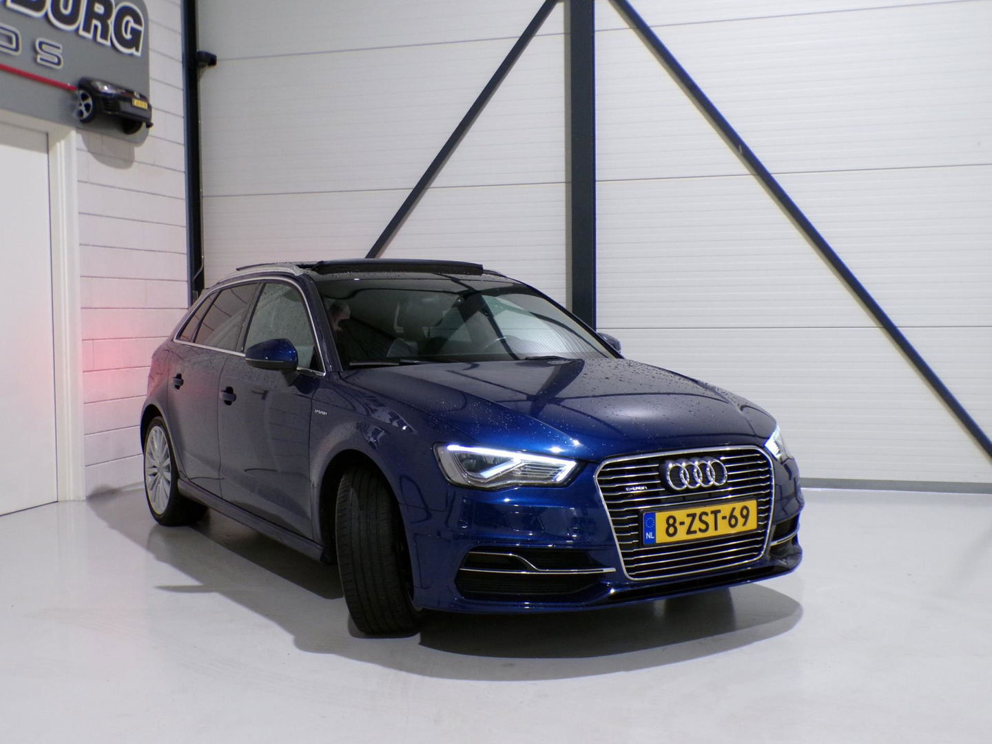 Audi A3 Sportback 1.4 e-tron PHEV Pro Line plus "Origineel NL!" 2x S-Line Panoramadak Xenon-LED Parkeersensoren Keyless Bluetooth