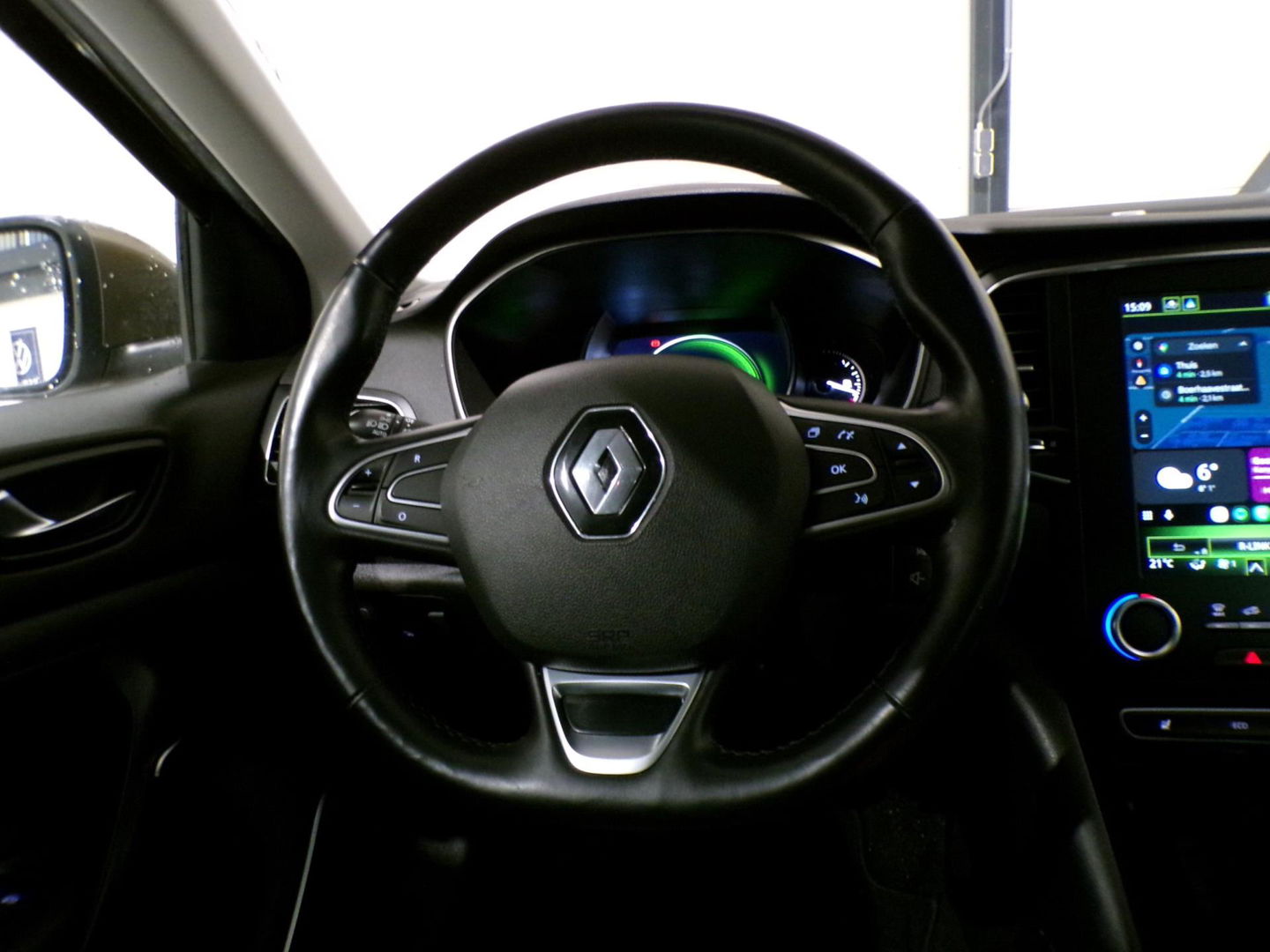 Renault Mégane Estate 1.2 TCe Série Signature Exclusiv "Origineel NL!" Draadloos apple-Carplay! Bose Leer Panoramadak Led-koplamp