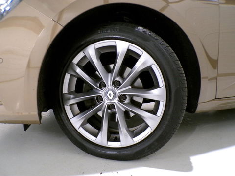 Renault Mégane Estate 1.2 TCe Série Signature Exclusiv "Origineel NL!" Draadloos apple-Carplay! Bose Leer Panoramadak Led-koplamp