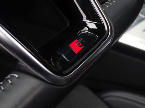 Audi A6 55 TFSIe 367PK Quattro / S-Edition / ACC / LED