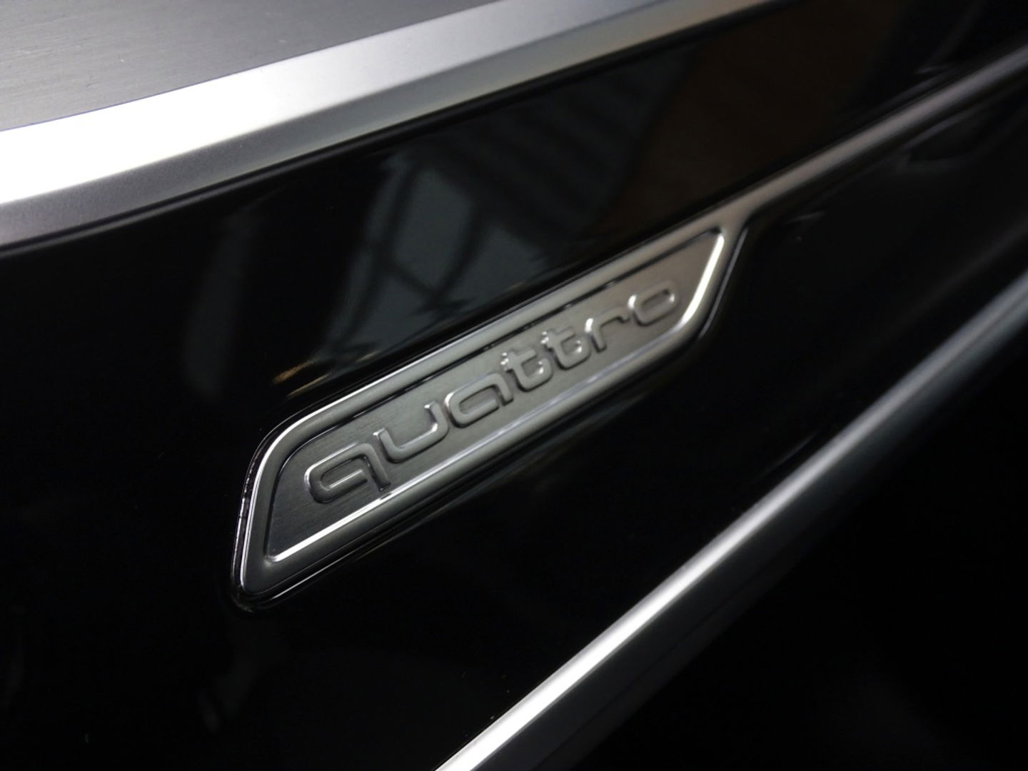 Audi A6 55 TFSIe 367PK Quattro / S-Edition / ACC / LED