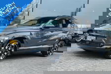 Hyundai Kona - ELECTRIC PREMIUM 65.4 kWh | LEDER | TREKHAAK | HUD | 360 CAMERA | MEMORY | ADAPTIVE CRUISE | STOEL- STUURVERW. | CARPLAY