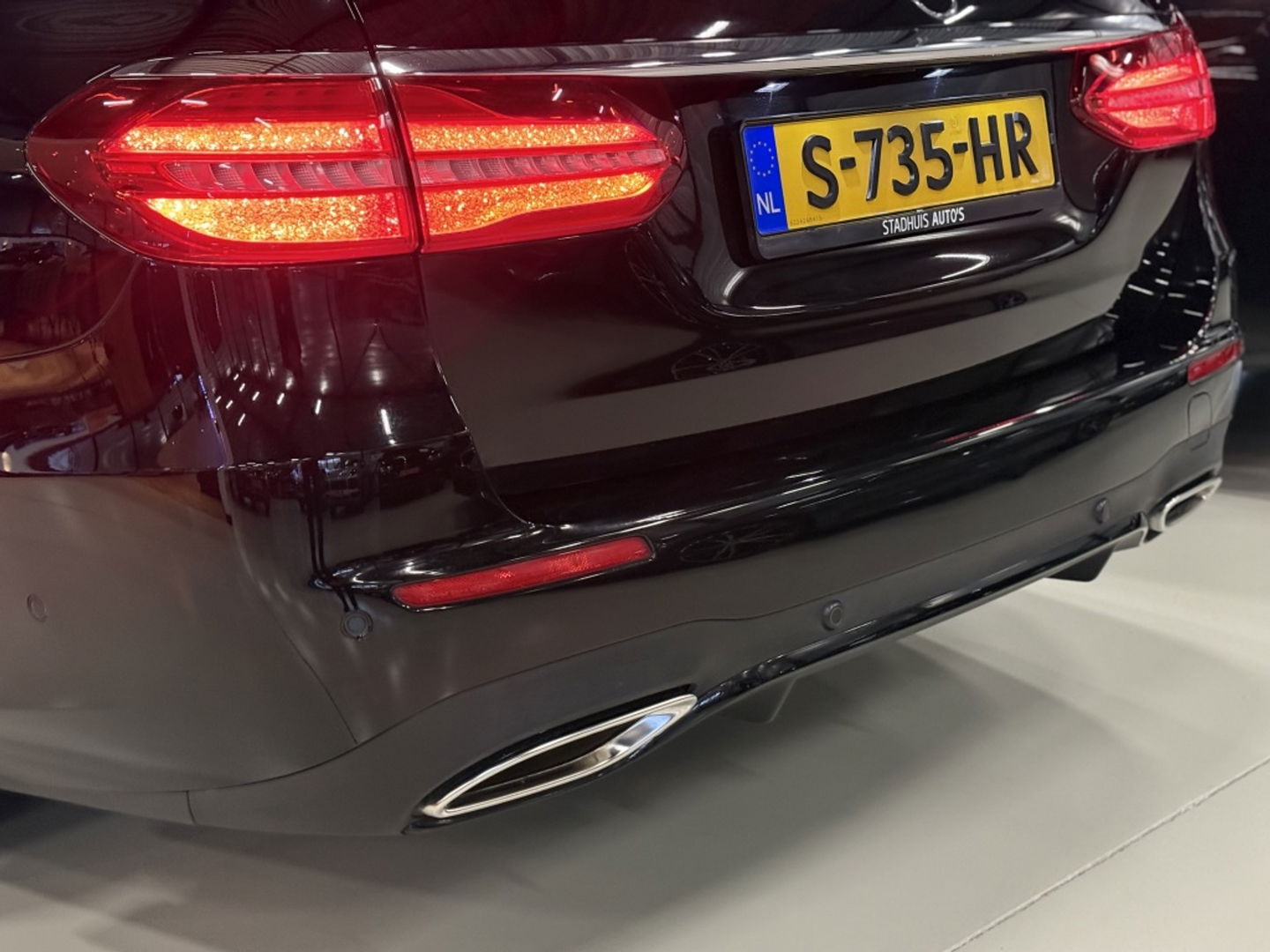 Mercedes-Benz E-Klasse Estate 400 334PK V6T 4Matic / Designo / alcantara / Burmester / 360°