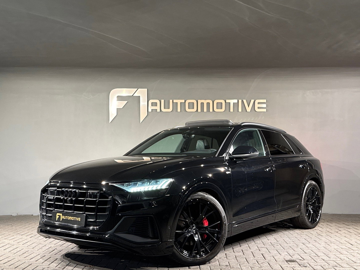 Audi Q8 55 TFSI quattro 3X S Line Pano|RS Seat|Trekhaak|BTW