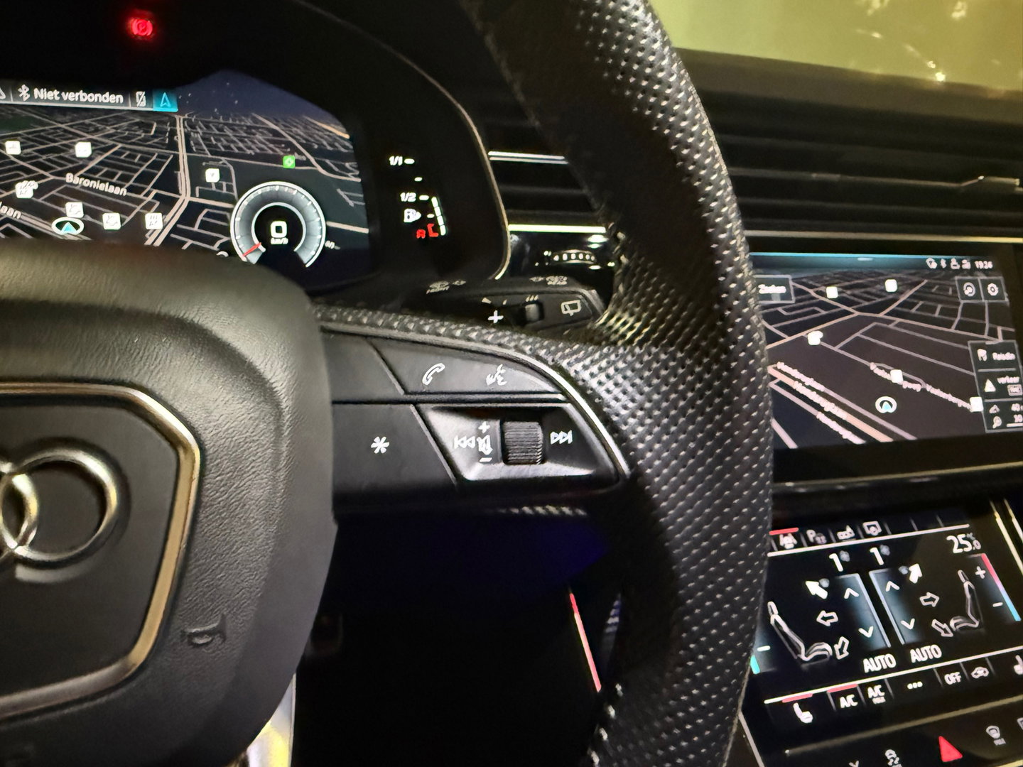 Audi Q8 55 TFSI quattro 3X S Line Pano|RS Seat|Trekhaak|BTW