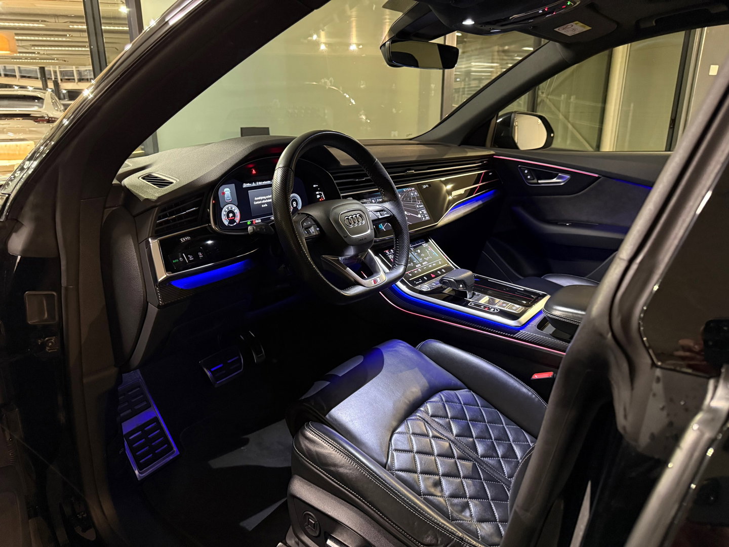 Audi Q8 55 TFSI quattro 3X S Line Pano|RS Seat|Trekhaak|BTW
