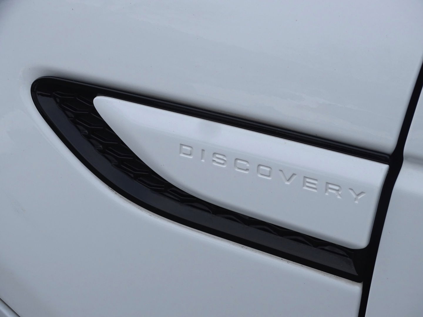 Land Rover Discovery Sport P300e 300PK automaat / R-Dynamic S / LED / 360° camera