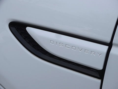 Land Rover Discovery Sport P300e 300PK automaat / R-Dynamic S / LED / 360° camera