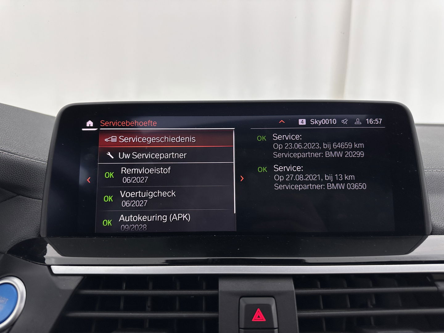 BMW iX3 High Executive 80 kWh [ 3-Fase-11kW ] {SOH-96%} (INCL-BTW) Aut. *PANO | LEATHER | HARMAN/KARDON | FULL-LED | BLINDSPOT | MEMORY-PACK | DIGI-COCKPIT | HEATED-SPORTSEATS | KEYLESS | TOPVIEW | DAB+ | NAVI-FULLMAP | HEAD-UP | 20''ALU*