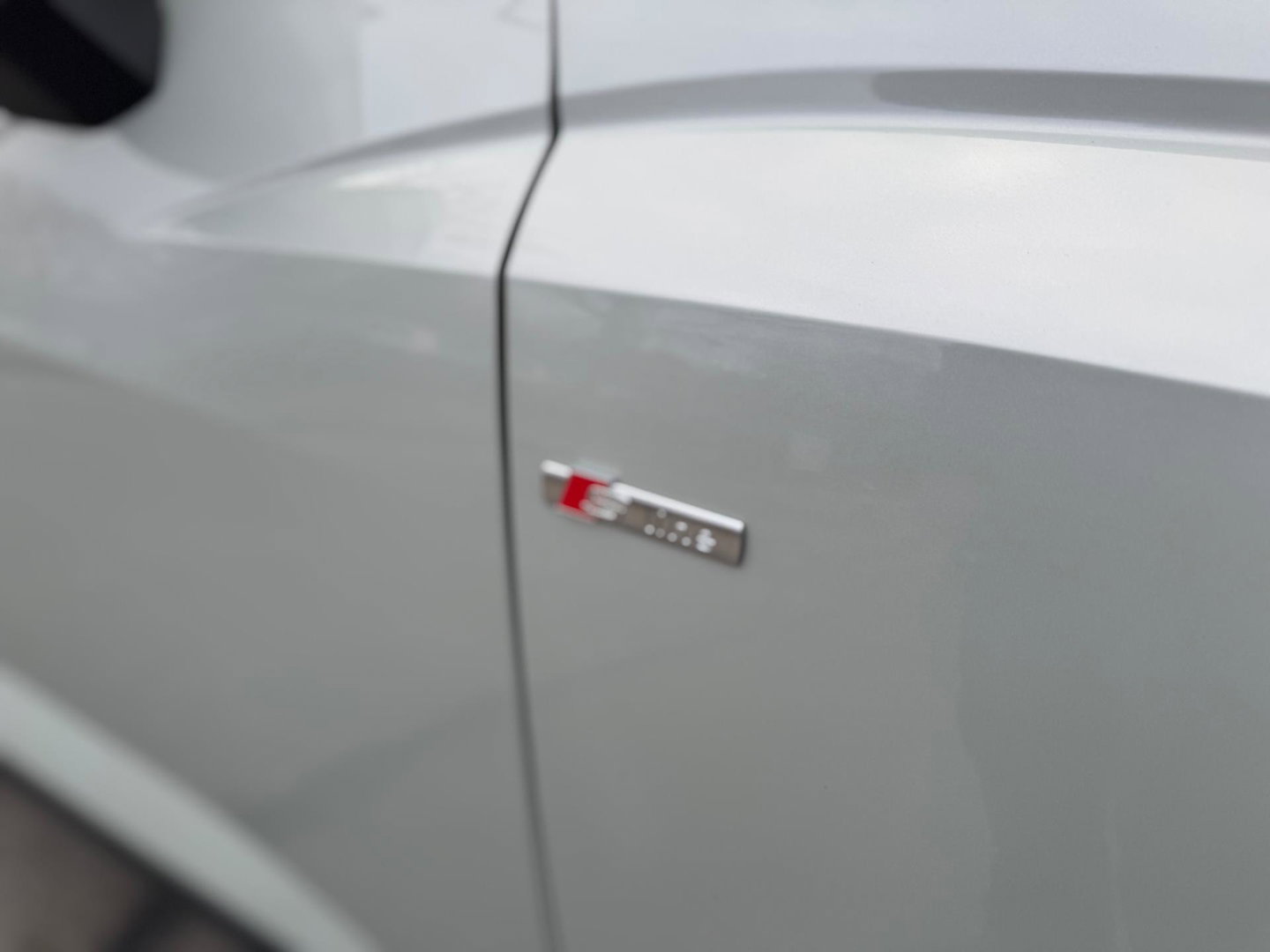 Audi Q3 Sportback 45 TFSI e S Edition Panorama 245PK Matrix 2022 sfeerverlichting