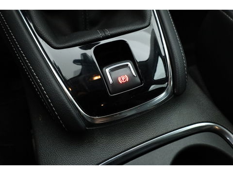 Opel Grandland X 1.2 Turbo Business Elegance | Navi | Apple CarPlay | 18 '' | Dodehoekdet. | Camera | Cruise | PDC | LED