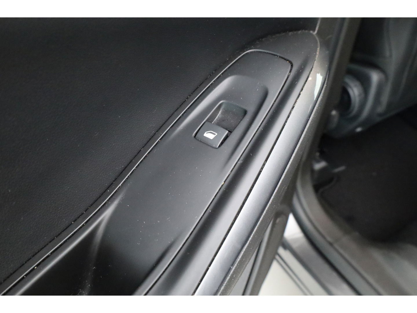 Opel Grandland X 1.2 Turbo Business Elegance | Navi | Apple CarPlay | 18 '' | Dodehoekdet. | Camera | Cruise | PDC | LED