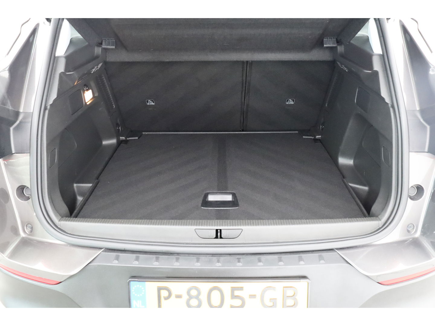 Opel Grandland X 1.2 Turbo Business Elegance | Navi | Apple CarPlay | 18 '' | Dodehoekdet. | Camera | Cruise | PDC | LED