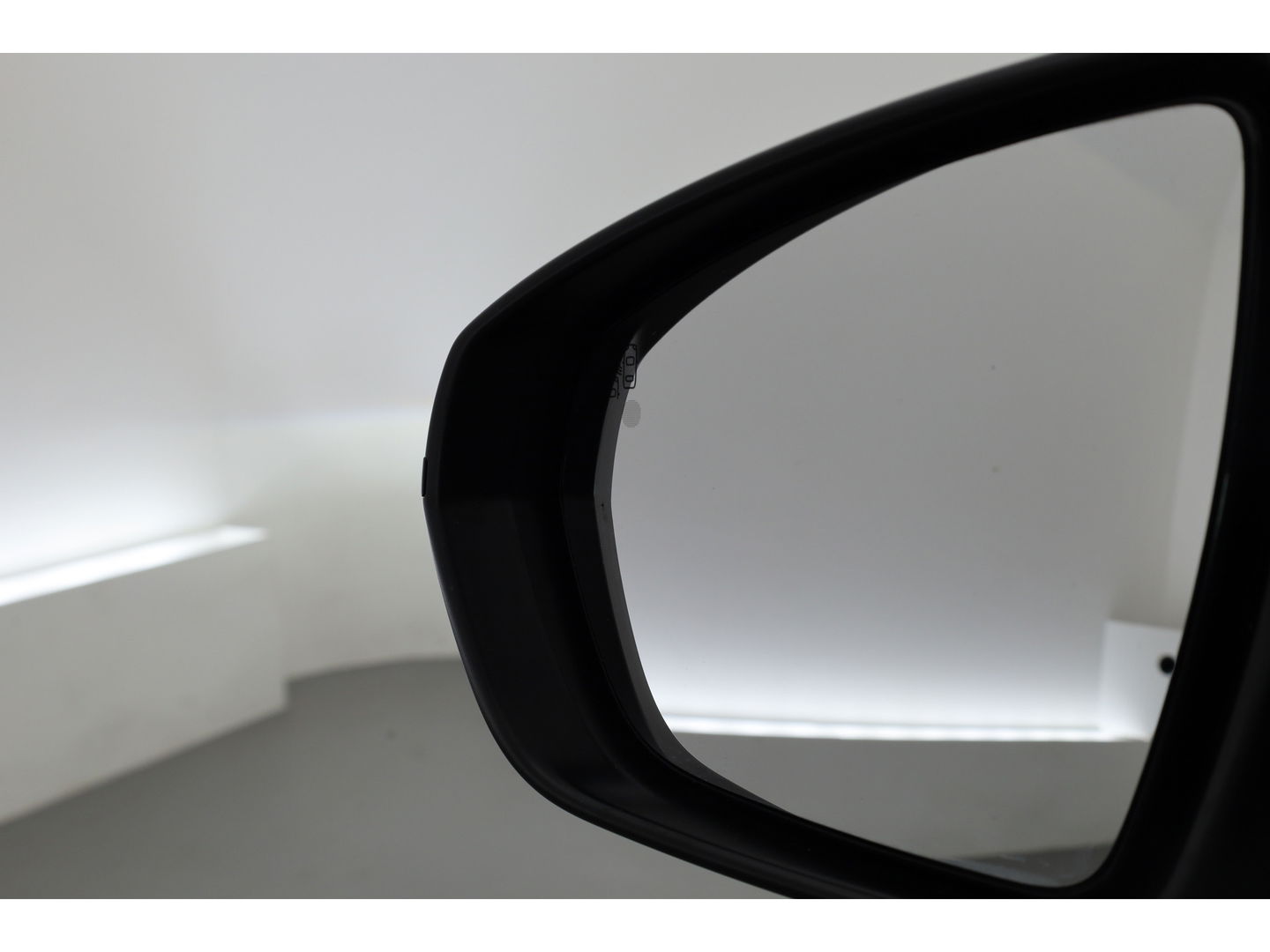 Opel Grandland X 1.2 Turbo Business Elegance | Navi | Apple CarPlay | 18 '' | Dodehoekdet. | Camera | Cruise | PDC | LED