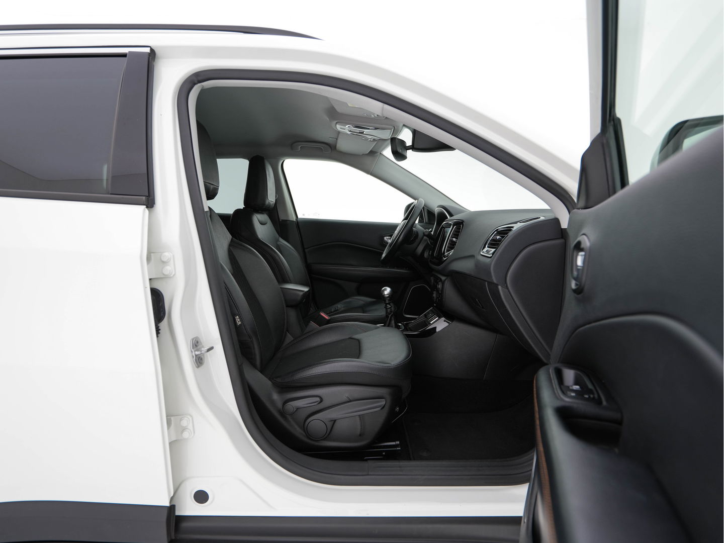 Jeep Compass 1.3T Limited (INCL-BTW) *LEATHER-MICROFIBRE | FULL-LED | NAVI-FULLMAP | KEYLESS | COMFORTSEATS | CAMERA | PRIVACYGLASS | DAB | ECC | PDC | CRUISE | TOWBAR | LANE-ASSIST | CAPRLAY | 18''ALU*