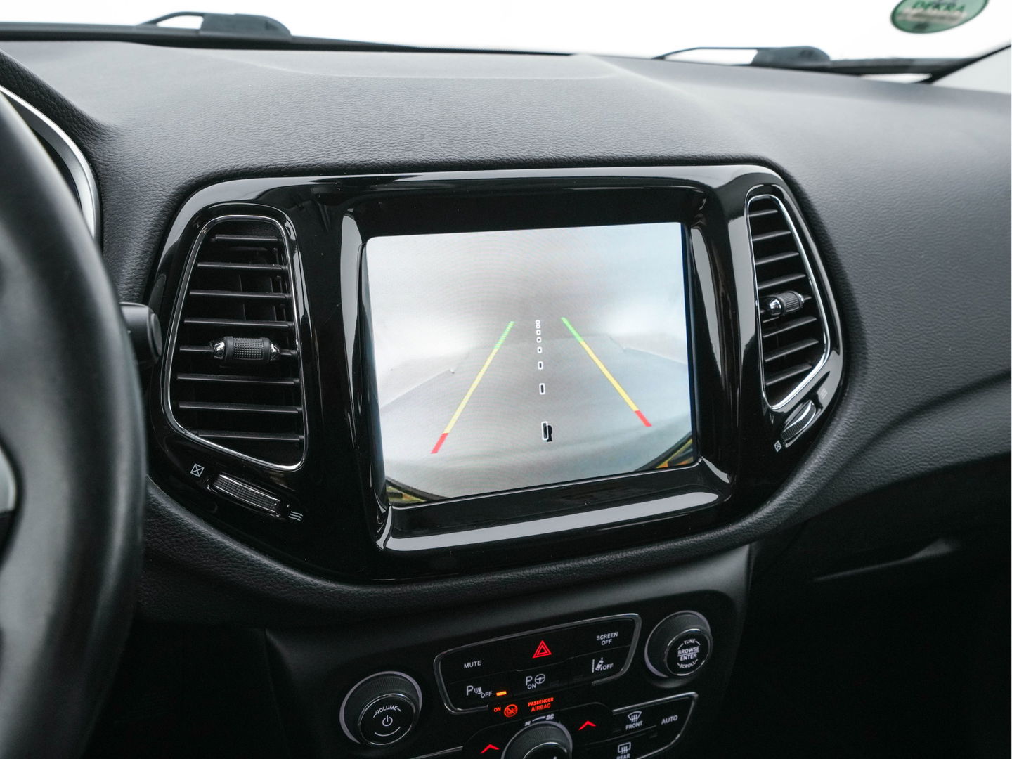 Jeep Compass 1.3T Limited (INCL-BTW) *LEATHER-MICROFIBRE | FULL-LED | NAVI-FULLMAP | KEYLESS | COMFORTSEATS | CAMERA | PRIVACYGLASS | DAB | ECC | PDC | CRUISE | TOWBAR | LANE-ASSIST | CAPRLAY | 18''ALU*