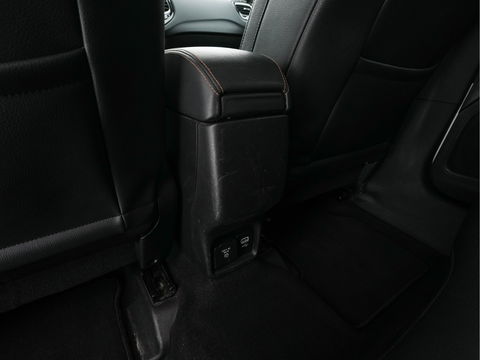 Jeep Compass 1.3T Limited (INCL-BTW) *LEATHER-MICROFIBRE | FULL-LED | NAVI-FULLMAP | KEYLESS | COMFORTSEATS | CAMERA | PRIVACYGLASS | DAB | ECC | PDC | CRUISE | TOWBAR | LANE-ASSIST | CAPRLAY | 18''ALU*