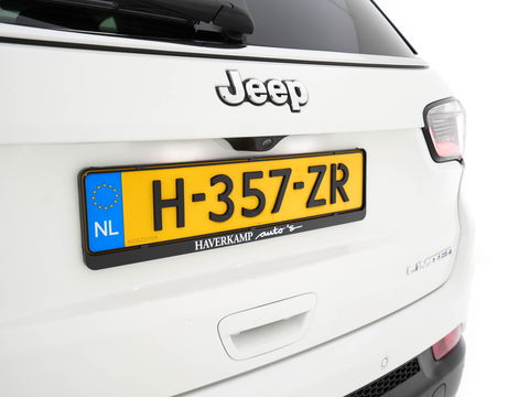 Jeep Compass 1.3T Limited (INCL-BTW) *LEATHER-MICROFIBRE | FULL-LED | NAVI-FULLMAP | KEYLESS | COMFORTSEATS | CAMERA | PRIVACYGLASS | DAB | ECC | PDC | CRUISE | TOWBAR | LANE-ASSIST | CAPRLAY | 18''ALU*