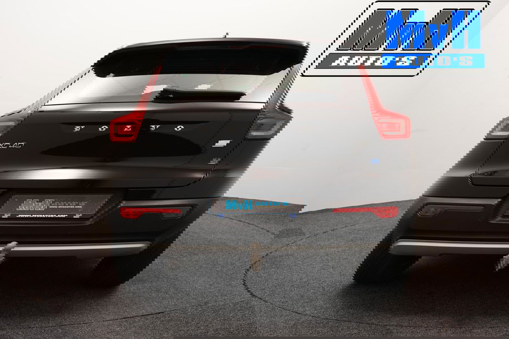 Volvo XC40 1.5 T5 Recharge Inscription Expression|TREKH|LED