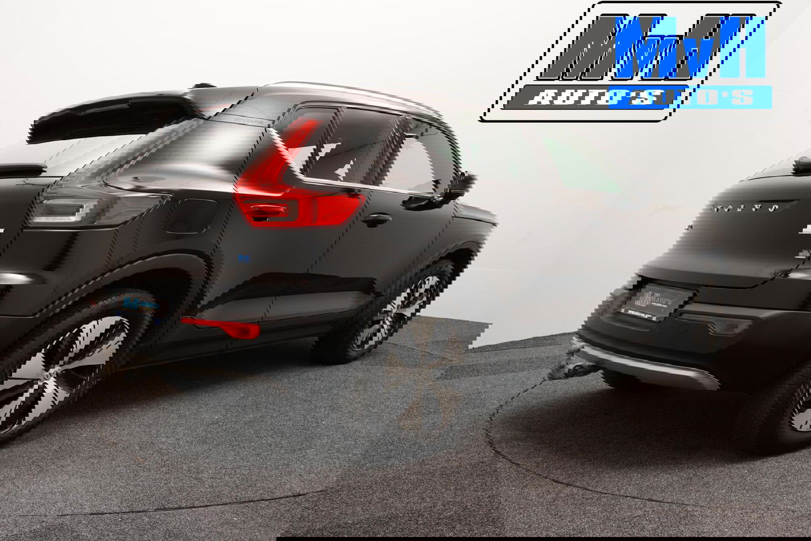 Volvo XC40 1.5 T5 Recharge Inscription Expression|TREKH|LED