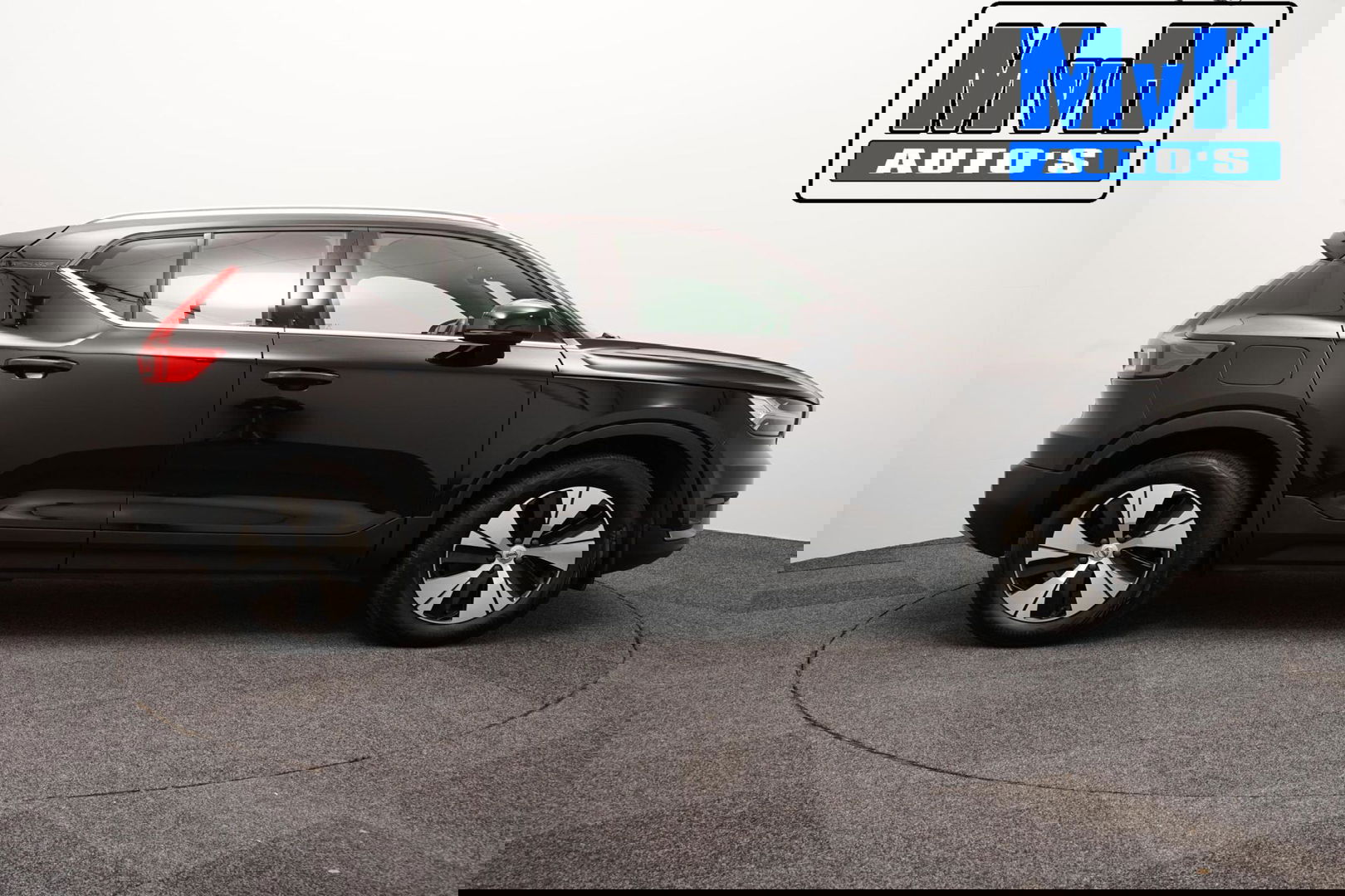 Volvo XC40 1.5 T5 Recharge Inscription Expression|TREKH|LED