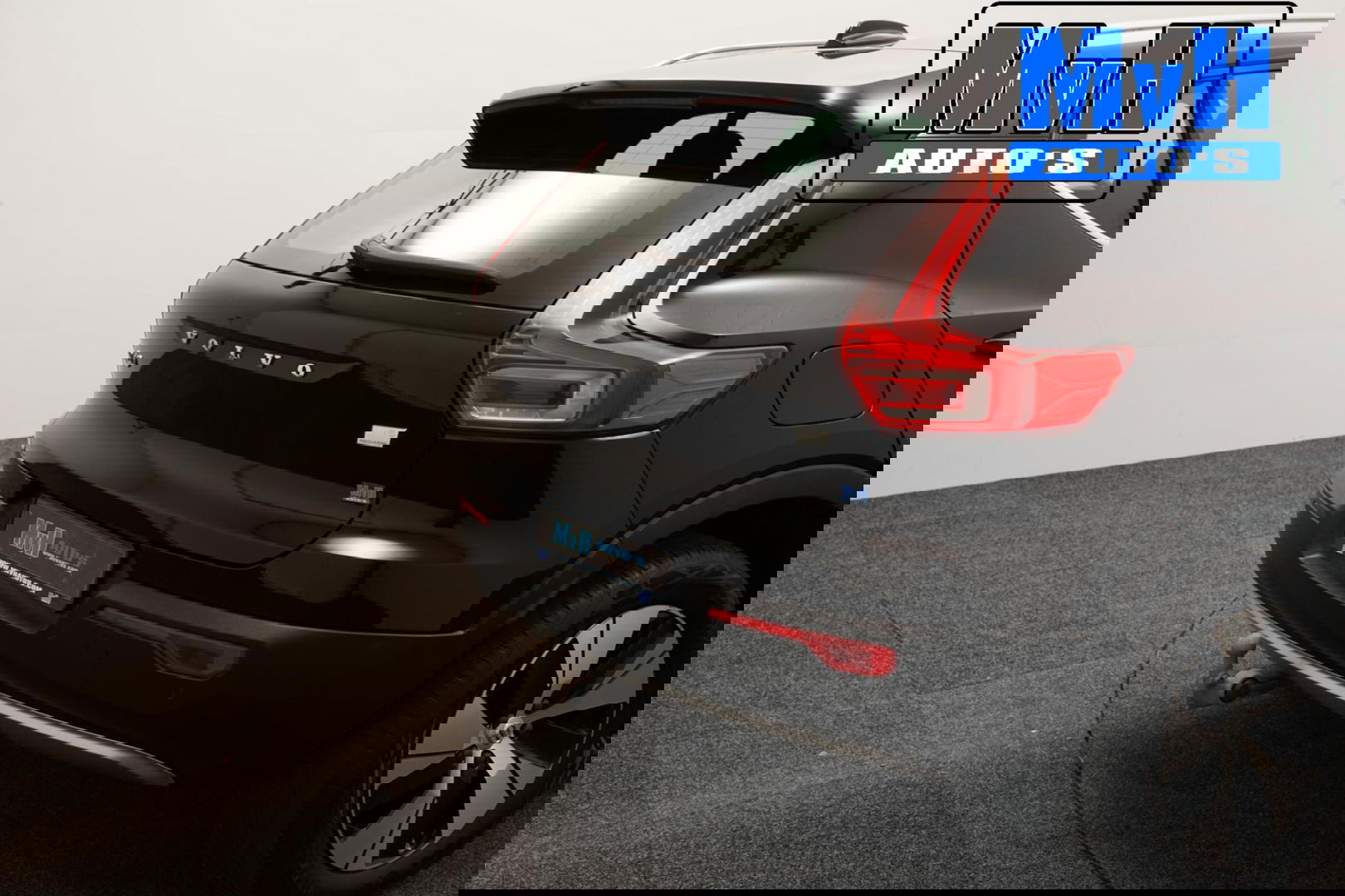 Volvo XC40 1.5 T5 Recharge Inscription Expression|TREKH|LED