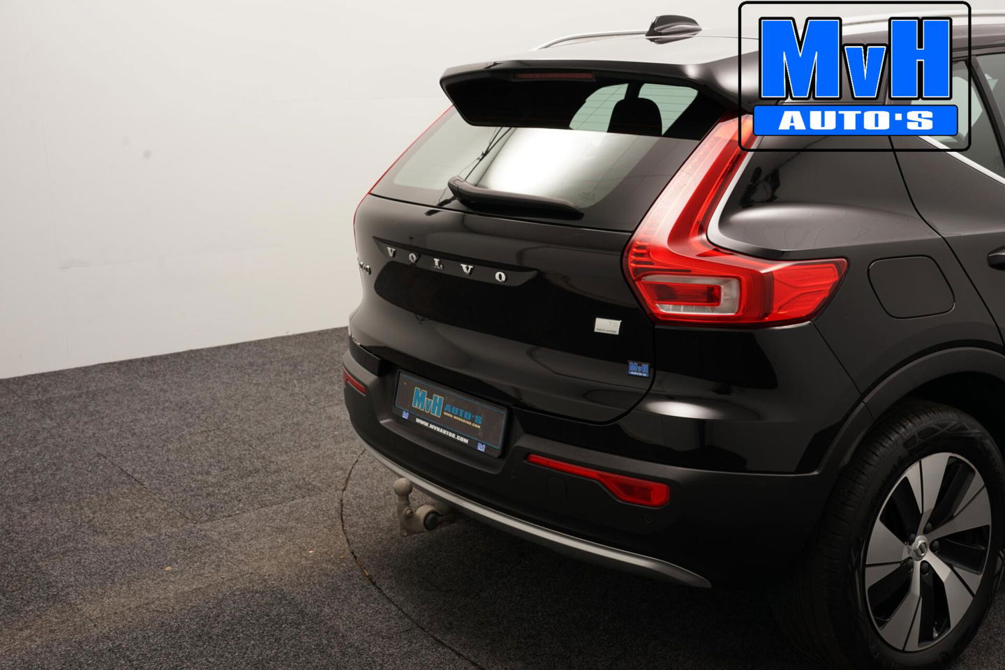 Volvo XC40 1.5 T5 Recharge Inscription Expression|TREKH|LED