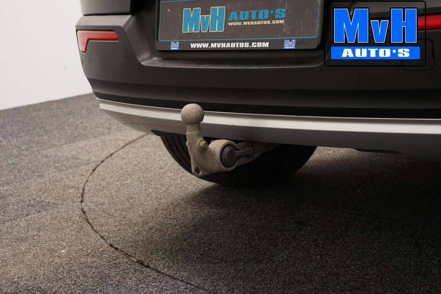 Volvo XC40 1.5 T5 Recharge Inscription Expression|TREKH|LED