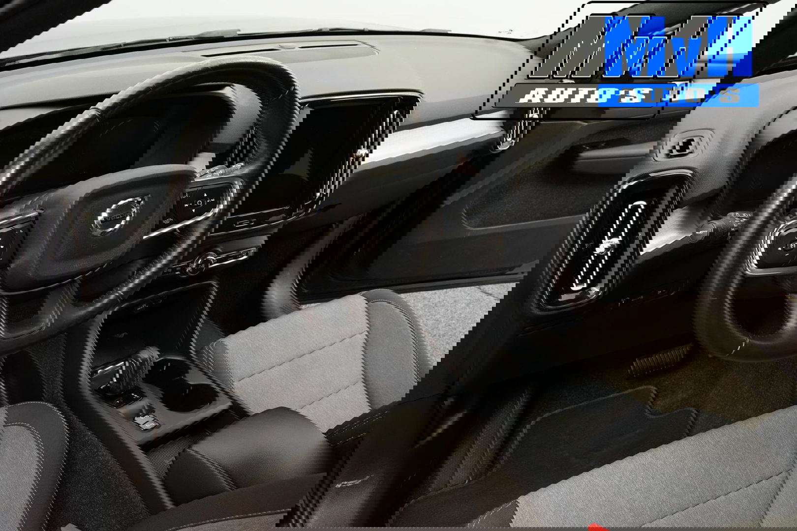 Volvo XC40 1.5 T5 Recharge Inscription Expression|TREKH|LED