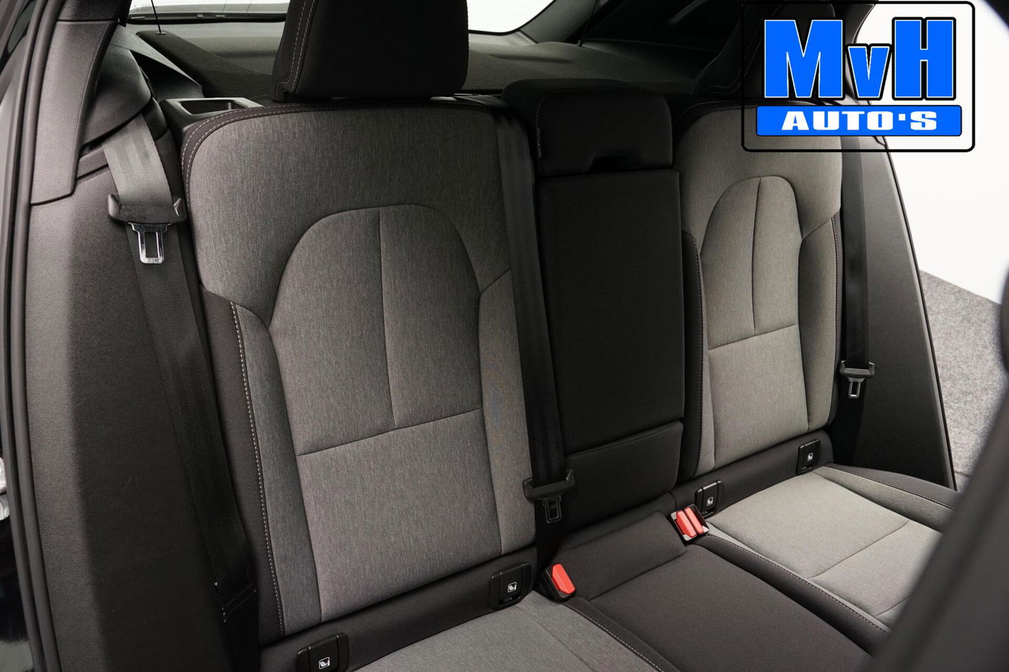 Volvo XC40 1.5 T5 Recharge Inscription Expression|TREKH|LED