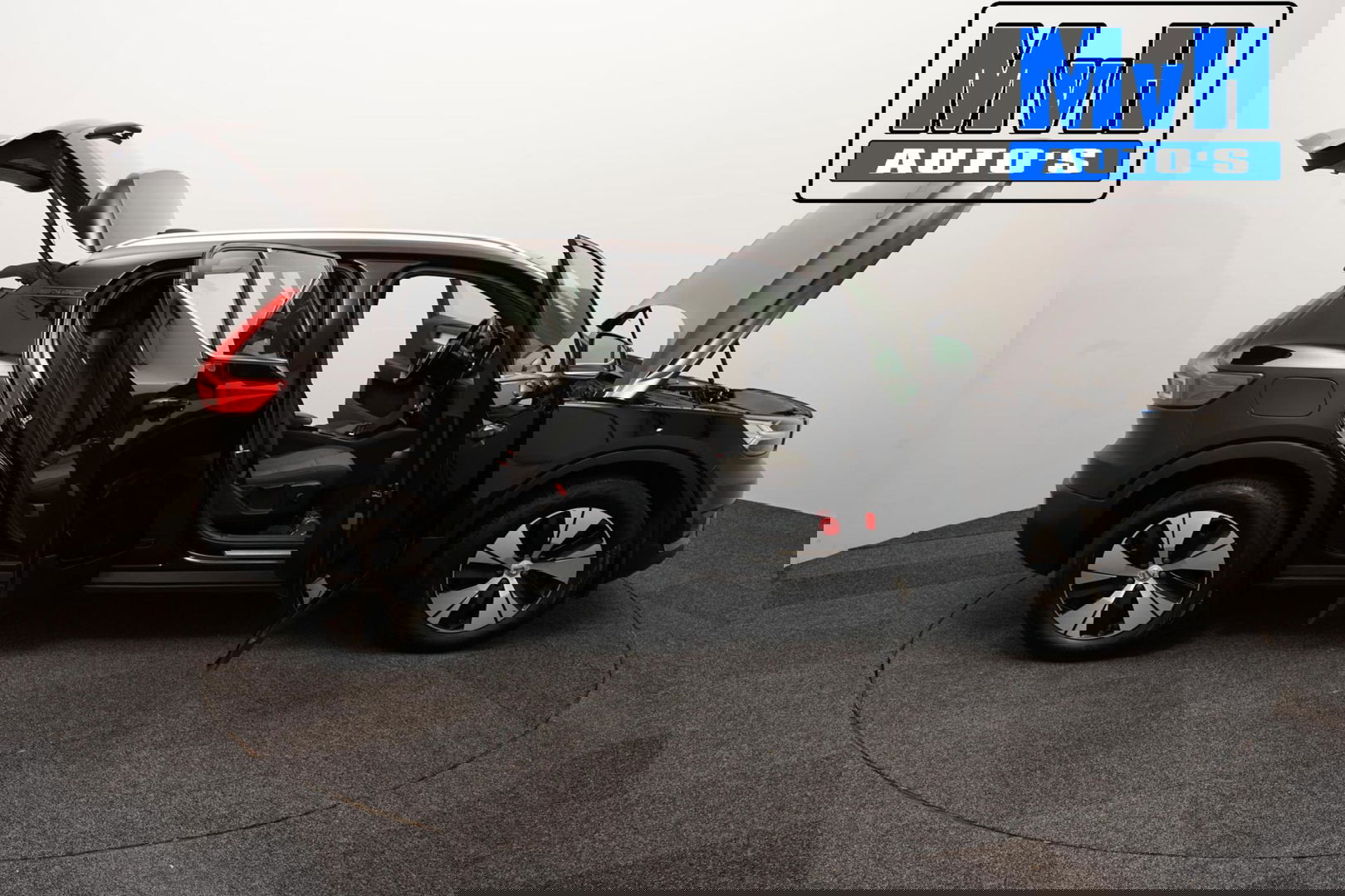 Volvo XC40 1.5 T5 Recharge Inscription Expression|TREKH|LED