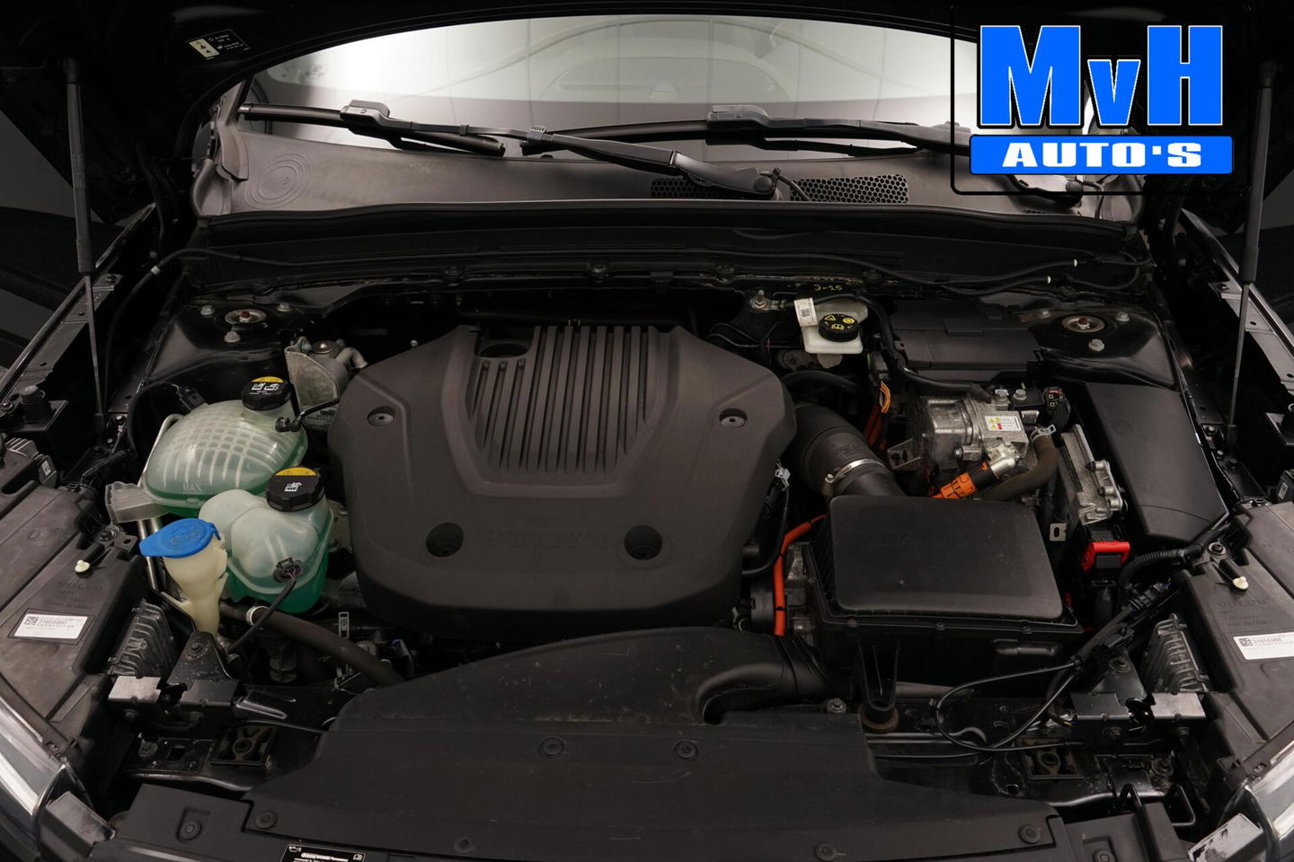 Volvo XC40 1.5 T5 Recharge Inscription Expression|TREKH|LED