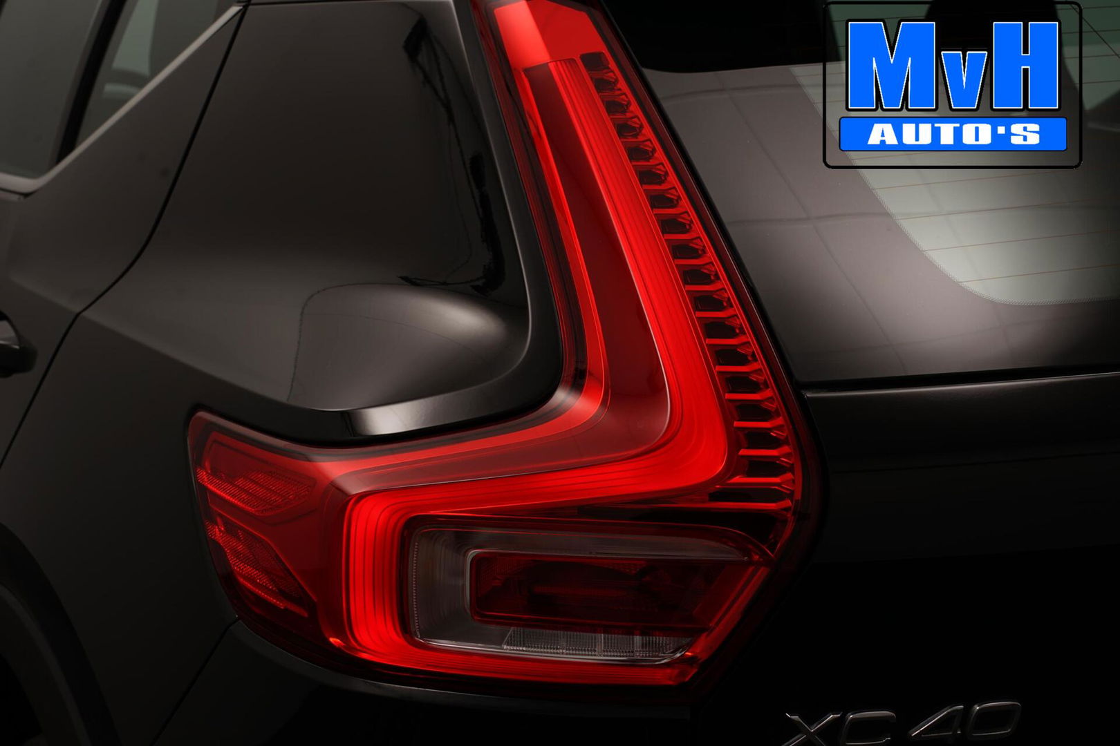 Volvo XC40 1.5 T5 Recharge Inscription Expression|TREKH|LED